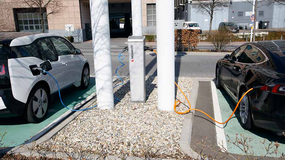 Ladestationen für Elektrofahrzeuge auf der Messe Frankfurt